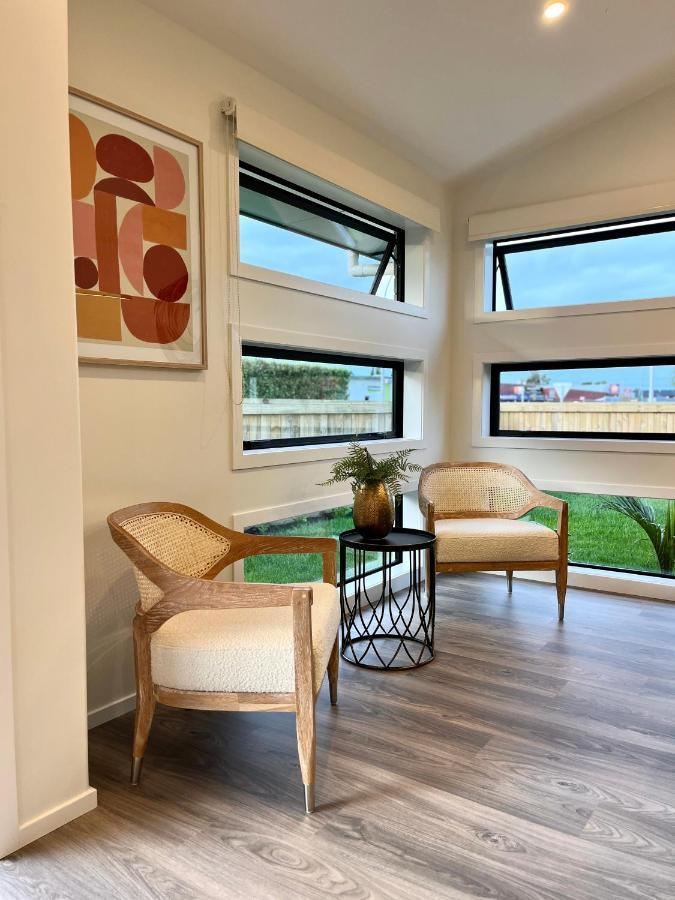 Luxury Villa, Central, Golf And Cafes - By Kosh Bnb Hamilton Exterior photo