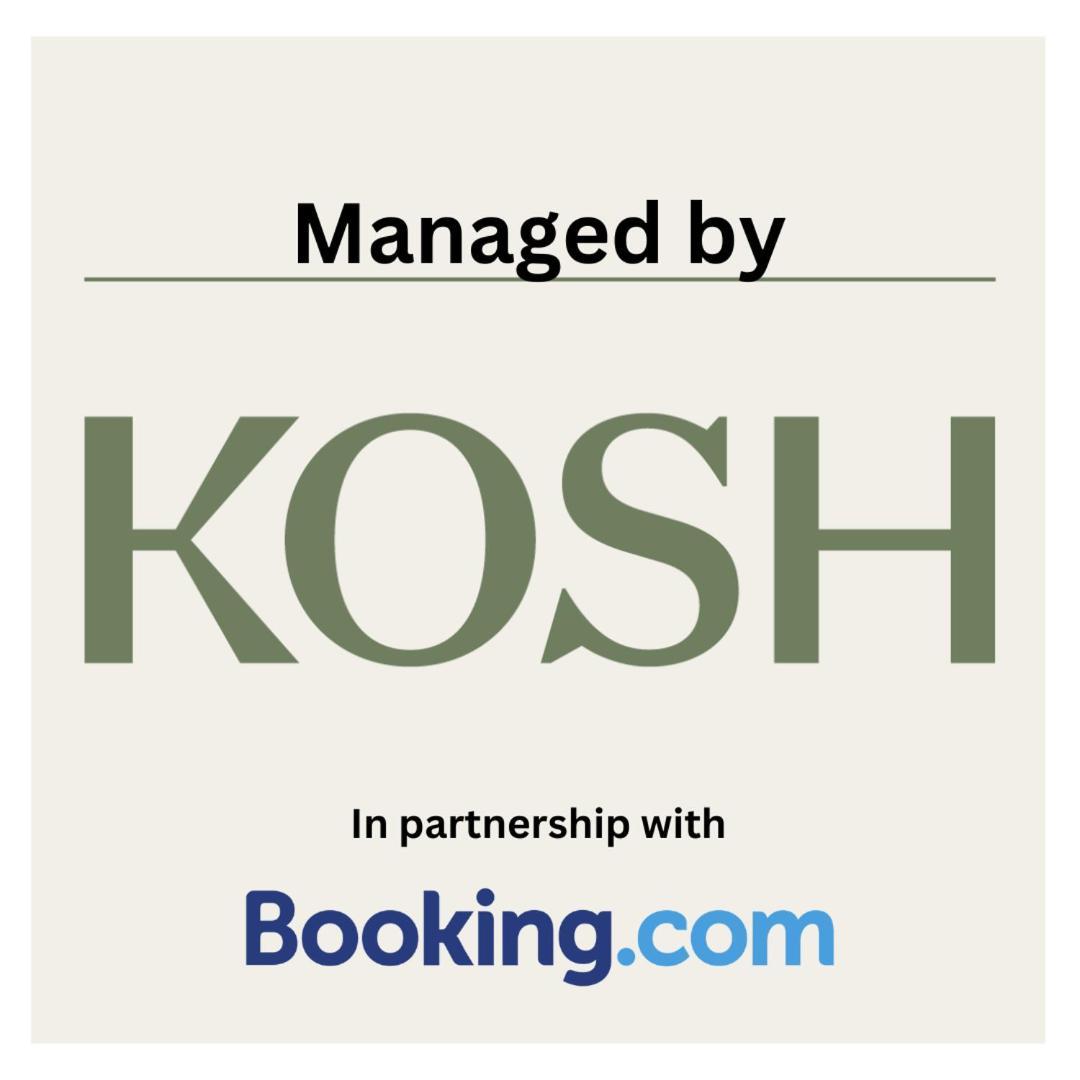 Luxury Villa, Central, Golf And Cafes - By Kosh Bnb Hamilton Exterior photo